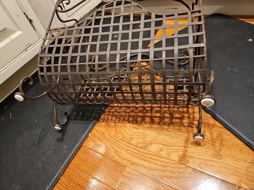 Log Holder Vintage Fireplace Metal Rack Magazine Holder Towel Storage Footed - Picture 8 of 8
