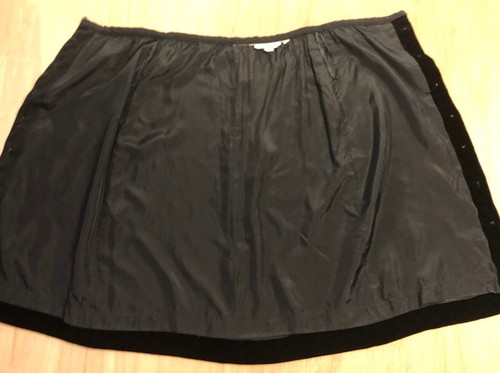 Womens vtg 70s Black Luxe Velvet Button Front Skirt Sz 12 Lined Union Made Label - Picture 6 of 8