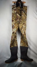 Ducks Unlimited Neoprene Bootfoot Hunting Waders Men’s Size 9 Advantage Camo