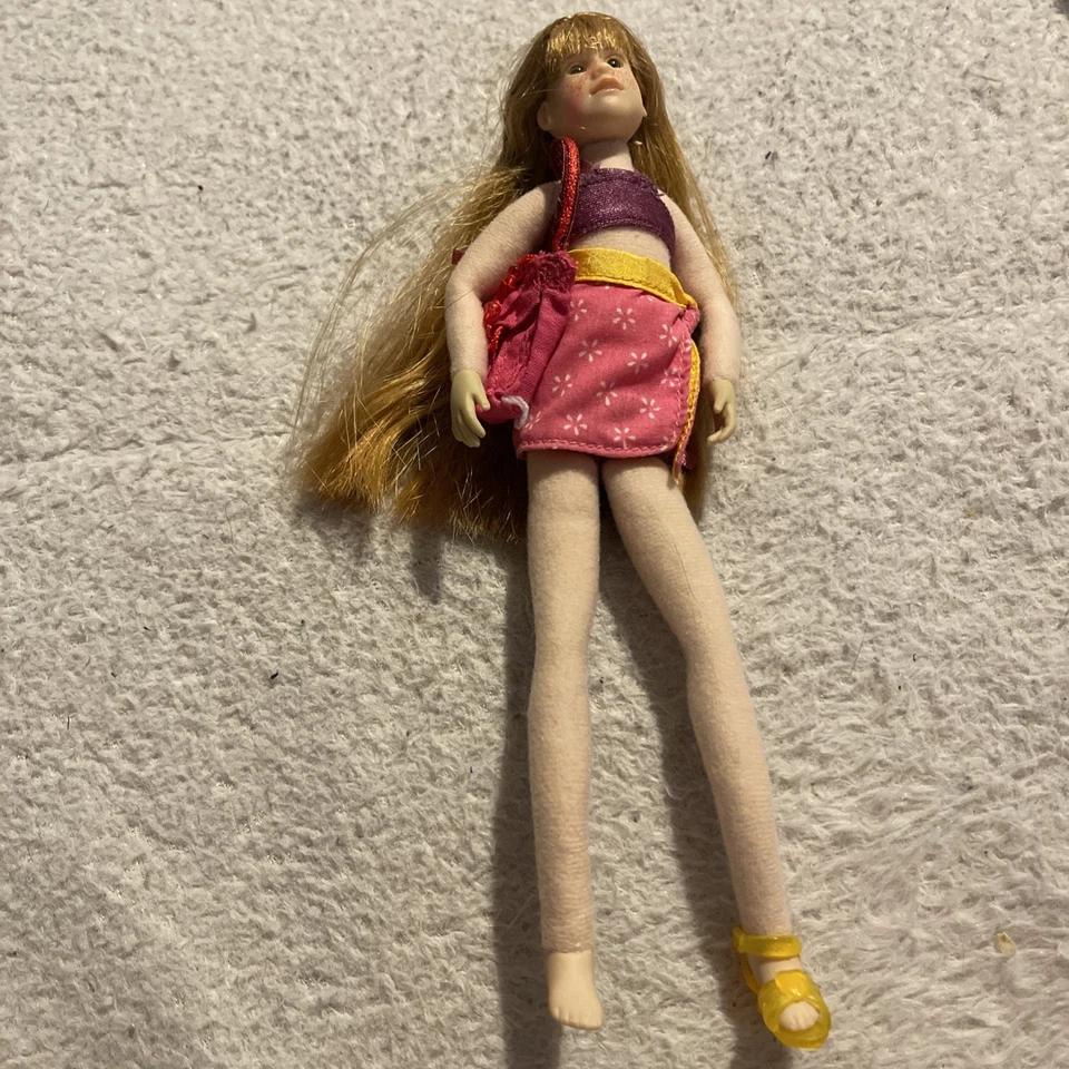 ТОЛЬКО СЕРДЦА КЛУБ КУКЛА 9 ДЮЙМОВ ВЫСОТОЙ #437 - Изображение 2 из 2