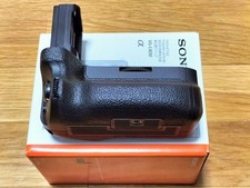 SONY VG-C4EM Vertical Grip for a7R IV / a9 II / a7S III Alpha 0001