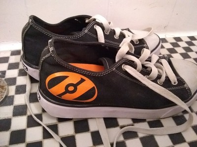 black heelys size 6