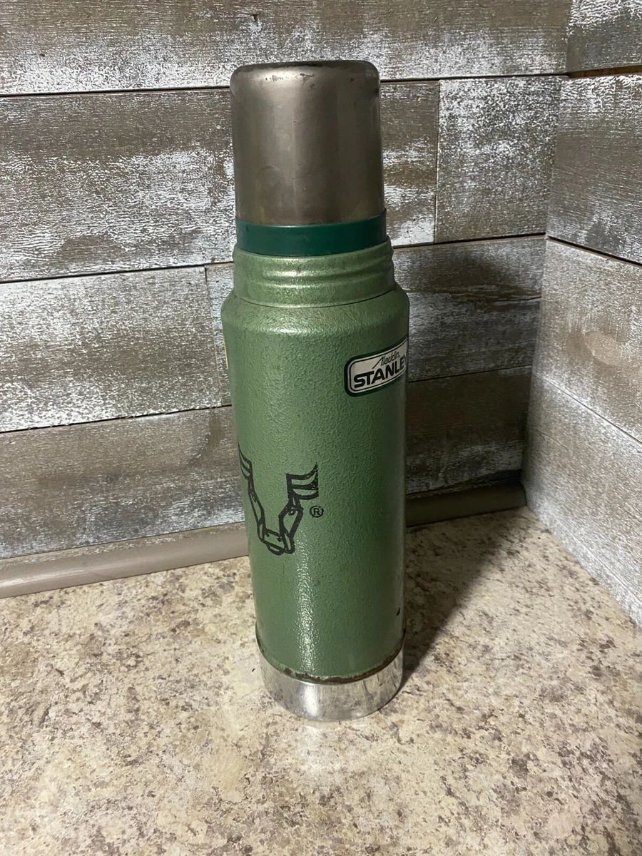 Vintage Stanley Aladdin Thermos Green Insulated Vacuum Thermos With Handle  1 Quart 