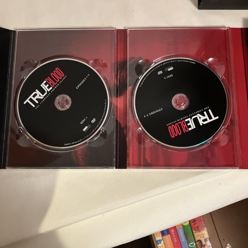 True Blood: The Complete Season 4 HBO VERY GOOD CONDITION! - Picture 2 of 3