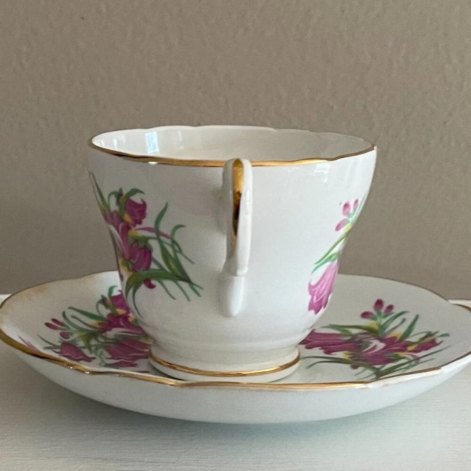 VTG Regency China, England Teacup & Saucer, Purple Floral Print, Gold Trim - Image 2 of 4