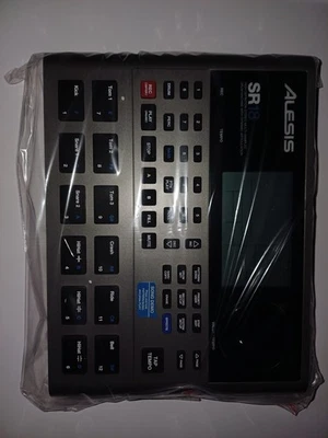 Alesis SR-18 High Definition Drum Machine - Photo 1/4