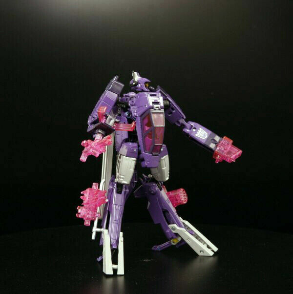 Takara Tomy Transformers Cloud Shockwave With Comic Tfcd 03 For Sale Online Ebay