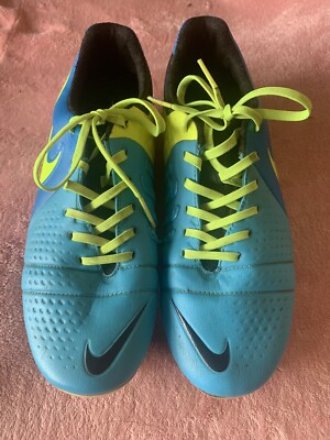 nike ctr360 size 8