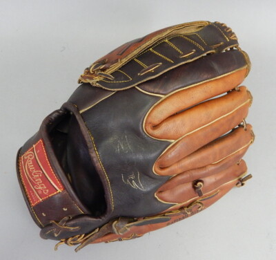 Vintage Rawlings Brooks Robinson Bellows Web Mitt Glove w Baseball