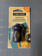 Fiskars Pivoting Head Texturing Tool 12-5777 - Texture Scrapbook Paper