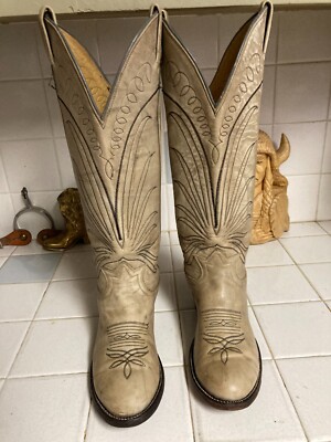 TONY LAMA 6122 WESTERN DISTRESSED IVORY made in USA