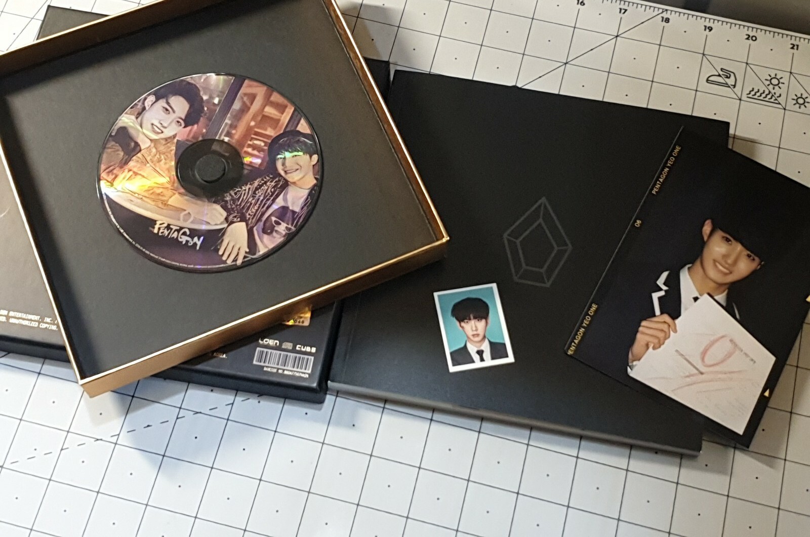 Pentagon Self Titled 2016 CD Album K-POP Photocards Booklet