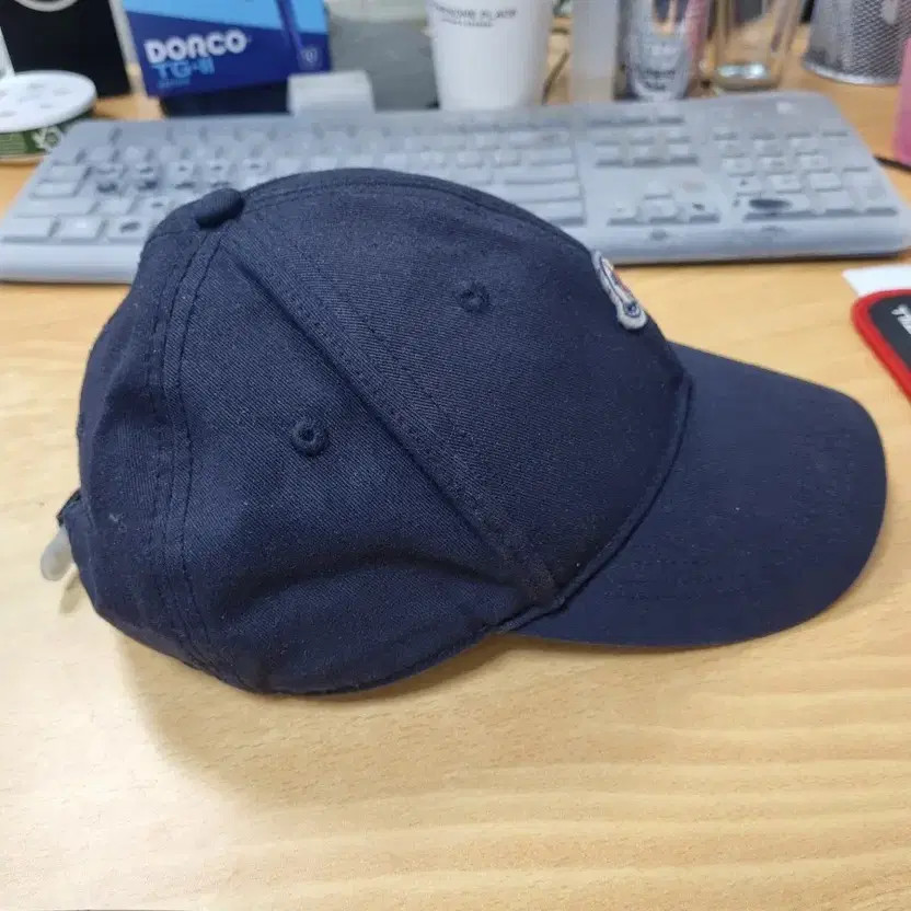 Moncler Women's Navy Cap - Size L, Authentic thumbnail 4