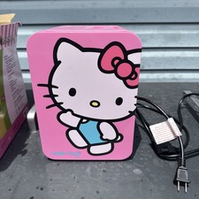 Hello Kitty Mini Fridge 4L/6-Can Cooler – Thermoelectric, Portable, AC/DC, Kawai