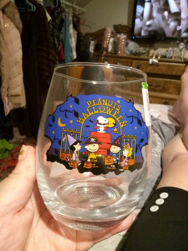 Snoopy Peanuts Holiday Halloween Party Disney 1 Glass - Image 4 of 4