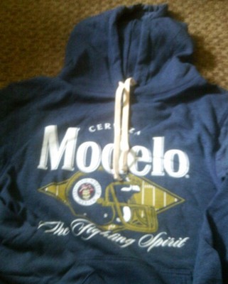 NEW!  MODELO CERVEZA ''THE FIGHTING SPIRIT'' FOOTBALL SZ L HOODED BLUE SWEATSHIRT!