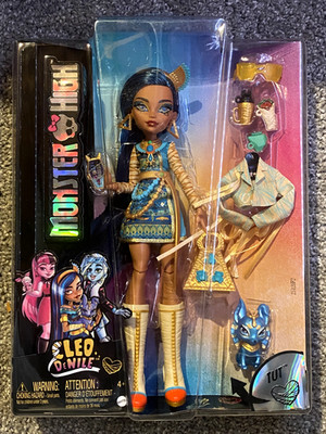 Monster High Cleo De Nile Doll G3 Fashion Doll NEW IN BOX with Accessories
