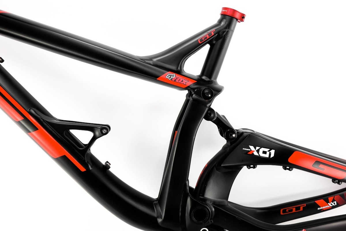 2018 GT Fury Expert Downhill Bike Frame Large 26” Wheels