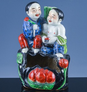 GREAT ANTIQUE BOYS FIGURAL PORCELAIN ENAMEL VASE WATER POT SEAL MARK