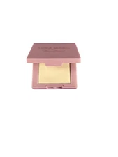 Luna Magic Soft Perfection Foundation Powder Light Shade 2.8g Makeup Beauty New