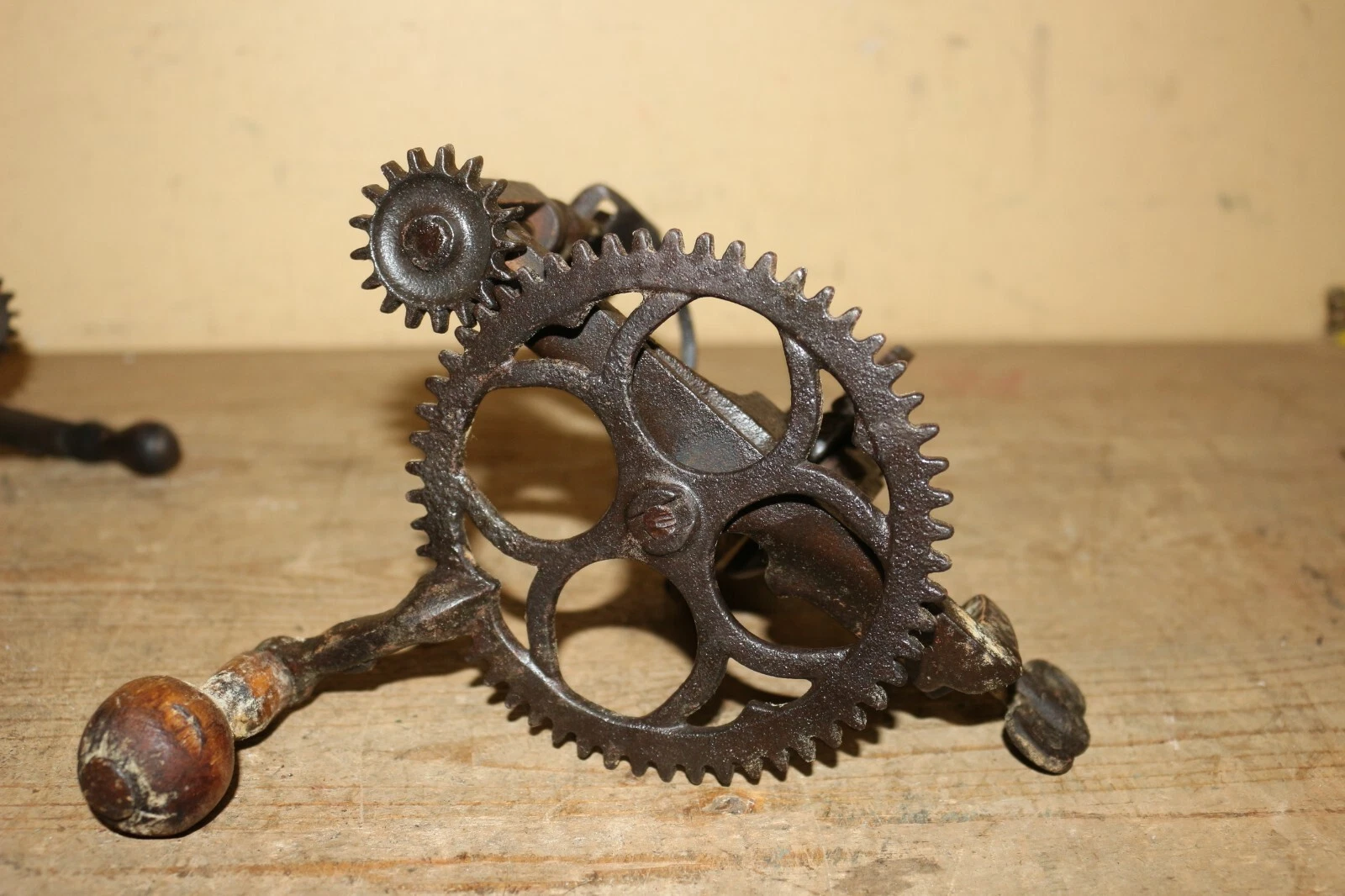 Unusual Antique 1800's Reading Hand Cranked Cast Iron Apple Peeler Parer #21