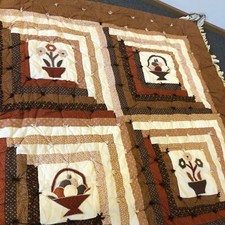 Vintage Full / Queen Custom Made Quilt 84" X 118" Used and Excellent Condition