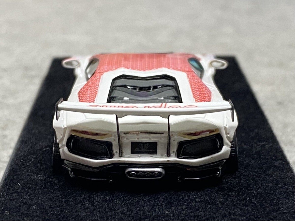 ミニカー 1/64 Liberty Walk Aventador s-l400.jpg