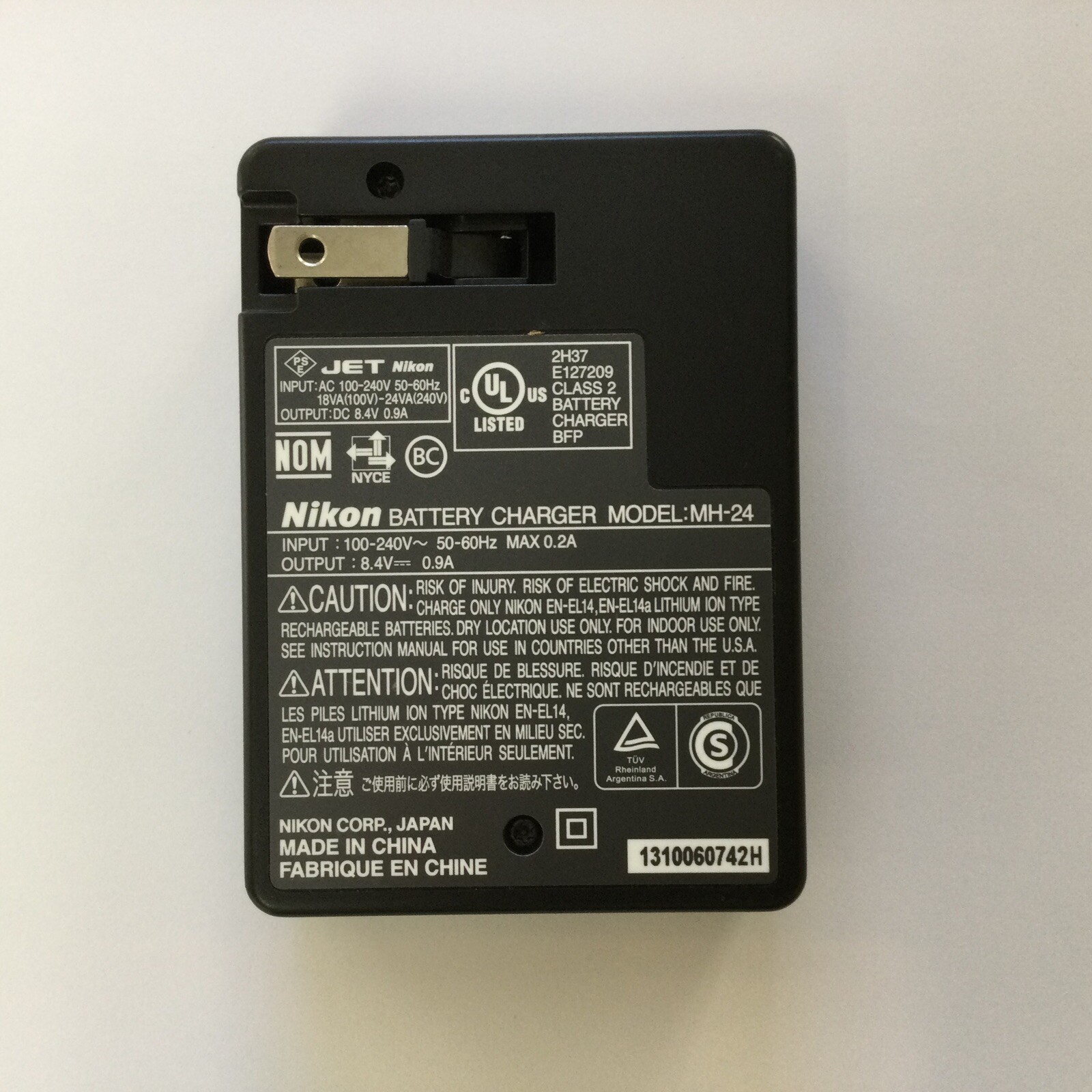 Nikon genuine battery charger MH24 For Nikon D3200, D3300, D5600 from