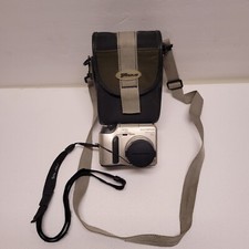 Olympus Camedia C-720 Ultra Zoom 8x 3MP Digital Camera TESTED w/ Memory Card