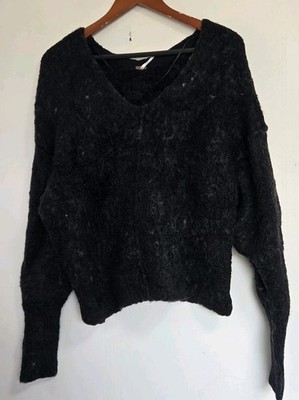 Free People Sweater Womens XS Fuzzy Knit Pullover Icing Black V-Neck Boho Scandi