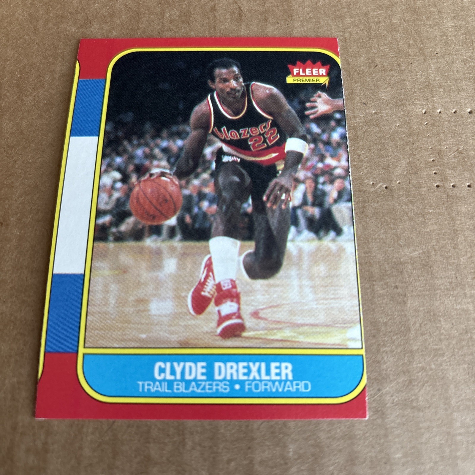 1986 Fleer CLYDE DREXLER RC #26 Trailblazers Basketball MISCUT Card (f5)