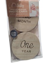 NWT Baby Monthly Milestone Cards Wooden Discs Gender Neutral Boy Girl Photo