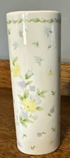 Pretty Vintage FTD 1993 Bud Vase With Pastel Flower Pattern 6.5” Tall