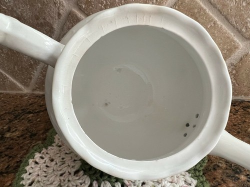 Old China Teapot White and Sea Glass Green om Arbitus pattern 6 cups Tea Party! - Picture 6 of 7