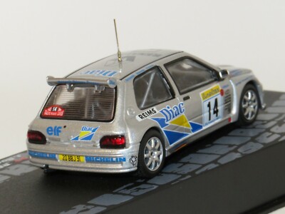 RENAULT CLIO I 3 Portes 1990 UNIVERSAL HOBBIES Collection M6 1:43 d RENAULT CLIO I 3 Portes 1990 UNIVERSAL HOBBIES Collection M6 1:43 d
