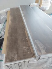 Aged varnished/polished look plank wood-effect 20x120cm matt porcelain tile 7m2