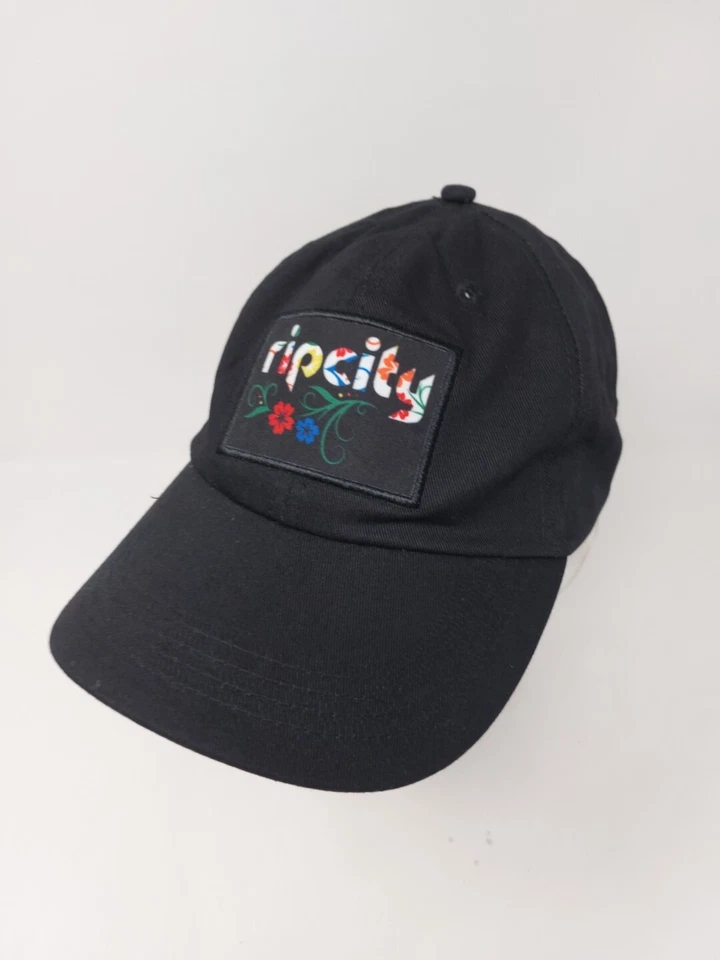 Gorra ajustable RIP CITY con logotipo floral con correa trasera Foto 3 de 4