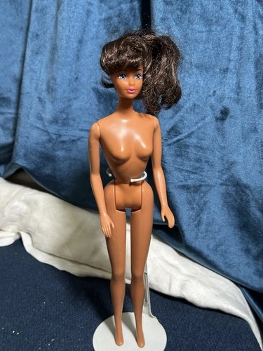 1993 Barbie Latina Hispanic Steffie Face Brunette Doll HTF Vintage Mattel