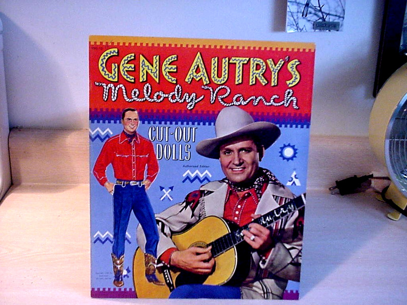 VINTAGE LARGE 1950 GENE AUTRY MELODY RANCH PAPER DOLLS UNCUT, MINT CONDITION