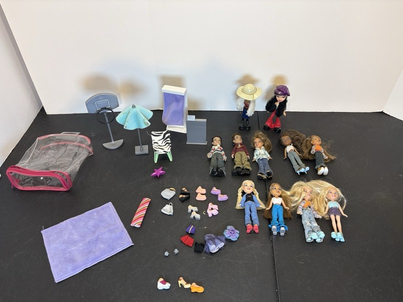 Bratz Dolls Mini Lot 2000’s Vintage 