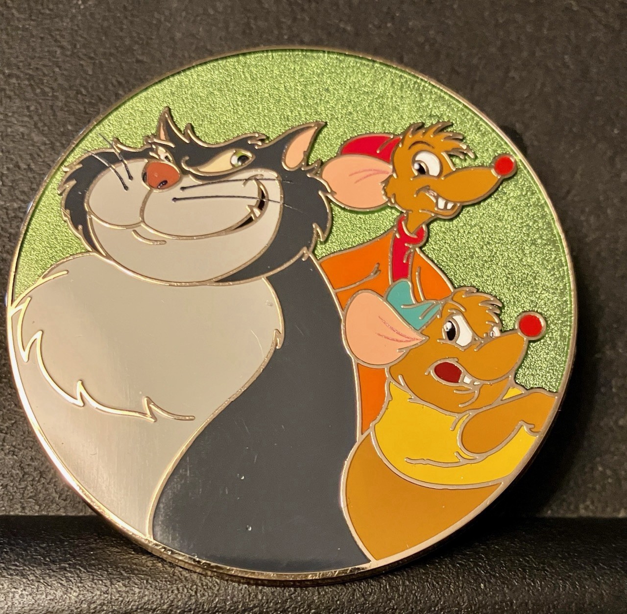 2026 D23 TWDC STORE WALT DISNEY EPIC RIVALS MYSTERY PIN LUCIFER JAQ GUS