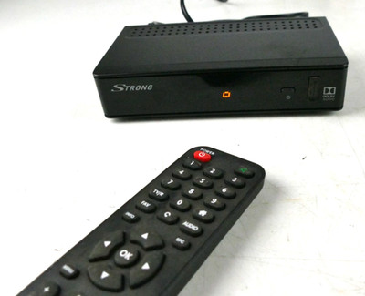 Strong HD Digital Terrestrial HD Receiver SRT 8212 W-4052