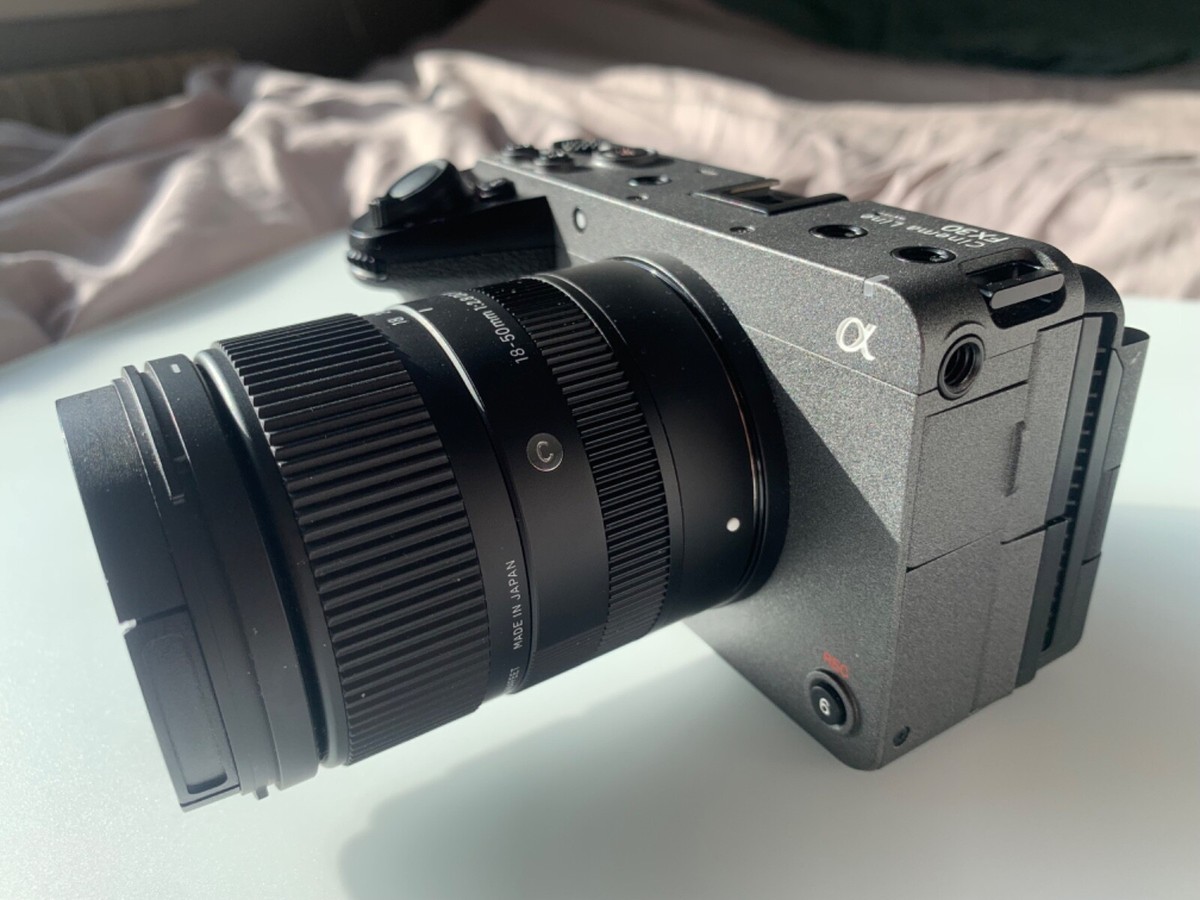 Sony FX30 with Sigma 18-50mm f2.8 and SmallRig Top Handle + Sony FX30 with Sigma 18-50mm f2.8 and SmallRig Top Handle +