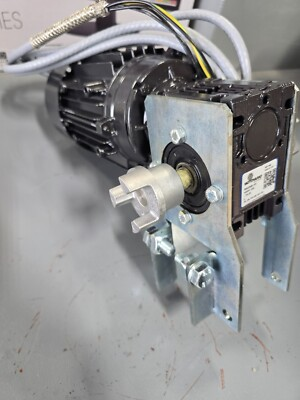 #ad New Motovario 1 4 HP AC Gearmotor 25:1 Ratio 1690 RPM TEFC Industrial grade $110.00