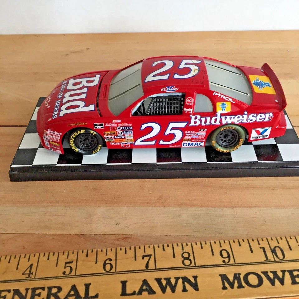Ken Schrader 1995 Budweiser - Nascar 1/24 Diecast  Precision Model Crafters - Image 3 of 4