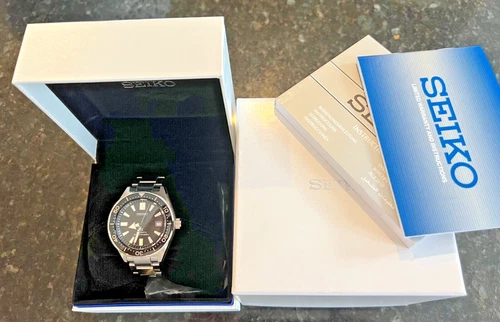 Genuine Seiko SBDC051 / SPB051 Diver's watch, includes paperwork, box, EUC