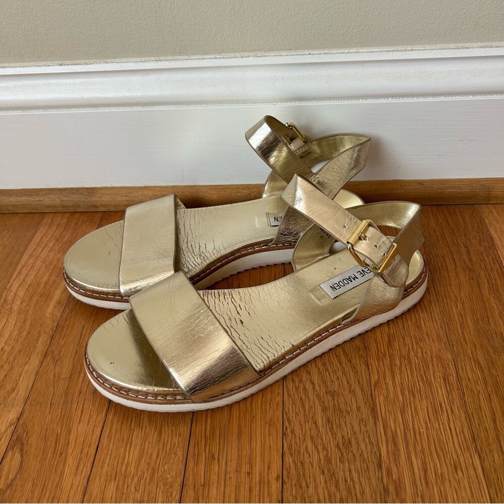 Steve Madden Womens Marjorie Gold Metallic Sandals Size 8 Buckle Strap
