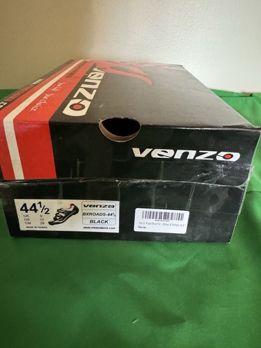 Benzo Road Bike Shoes And Pedals Men’s Size 10 (44.5) Black And Red - Picture 4 of 6