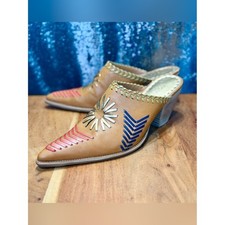 BCBGirls Rare Coastal Cowgirl Y2K Leather Snip Toe Mule Heels Women's 7 GUC