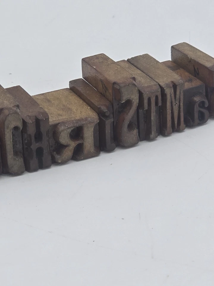 Bloques pequeños de letras "Feliz Navidad" de letras de Navidad Foto 3 de 4